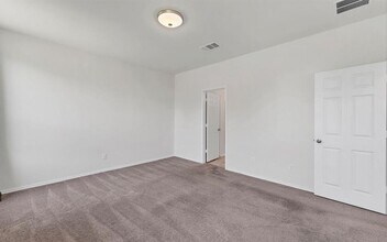 229 Kennicott Dr in Kyle, TX - Building Photo - Building Photo