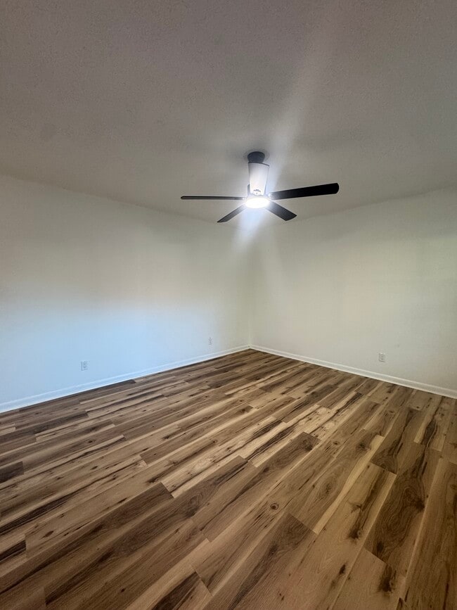 136 Geoff Ln in Anniston, AL - Building Photo - Building Photo