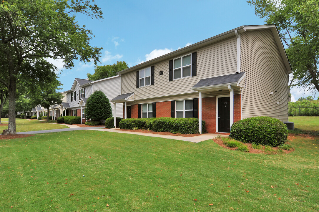 The Villas At Lakewood in Atlanta, GA - Foto de edificio