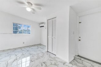 A431 NW 184th Dr in Miami Gardens, FL - Building Photo - Building Photo
