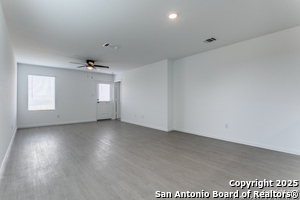 8802 Astral Pl in San Antonio, TX - Building Photo - Building Photo