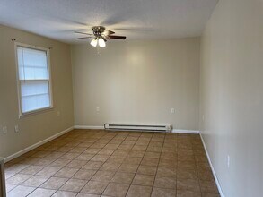 201 White Oak St in Tullahoma, TN - Building Photo - Building Photo