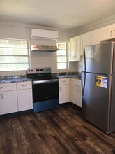 16220 Wallace St in Umatilla, FL - Building Photo - Building Photo