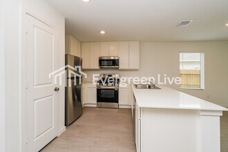 442 Southern Magnolia Wy in Magnolia, TX - Building Photo - Building Photo