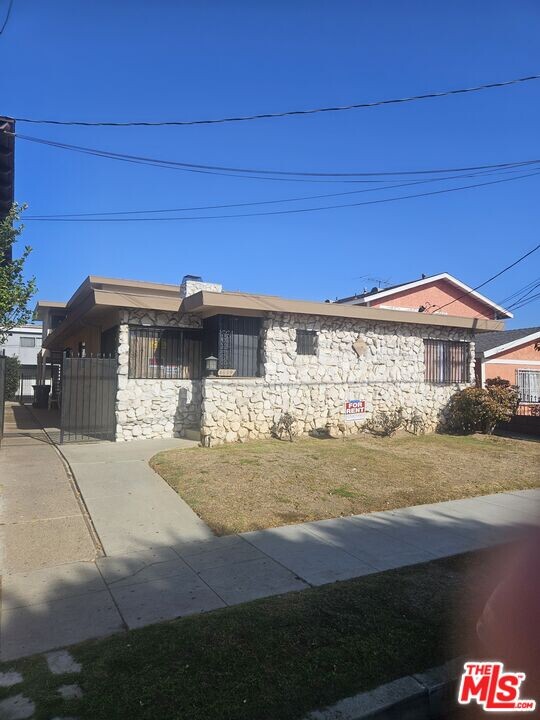 4629 W 118th St in Hawthorne, CA - Building Photo