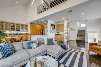 3545 Wheeler St in Dallas, TX - Building Photo - Building Photo