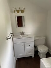 56 Nassau Blvd in Garden City, NY - Building Photo - Building Photo