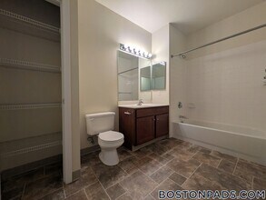 311 Lowell St in Andover, MA - Building Photo - Building Photo