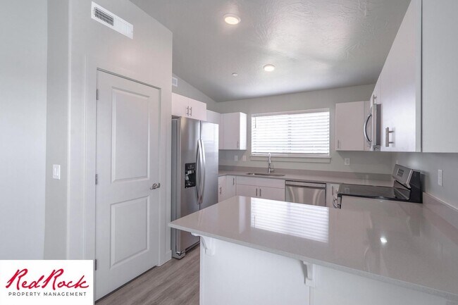 1167 E Telegraph St in Washington, UT - Building Photo - Building Photo