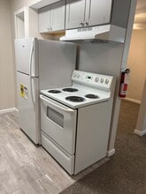 Wolf Ridge Apartments in Denton, TX - Foto de edificio - Building Photo