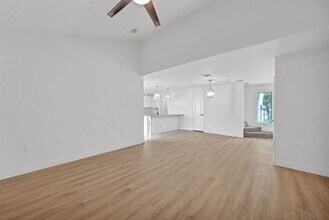 10258 Field Stone Dr in Houston, TX - Building Photo - Building Photo