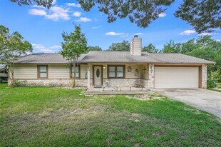 3248 Brass Buttons Trail in Austin, TX - Building Photo