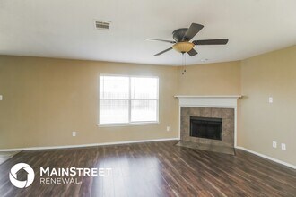 166 Washington Way in Venus, TX - Building Photo - Building Photo