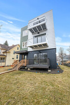 2318 Johnson St NE in Minneapolis, MN - Building Photo - Building Photo