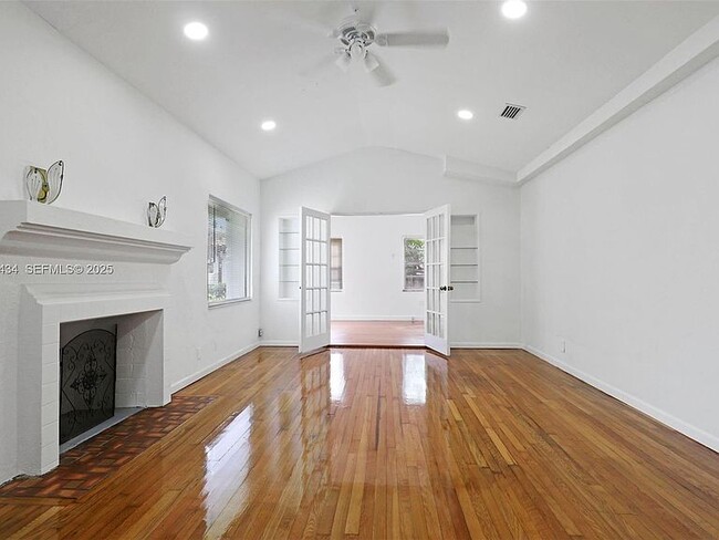 4630 SW 13th Ter in Miami, FL - Building Photo - Building Photo