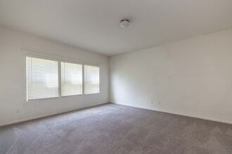710 Yorkshire Dr in Albemarle, NC - Building Photo - Building Photo