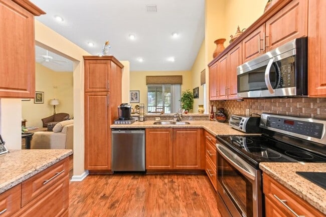 property at 9553 Shadybrook Dr
