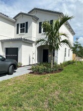 2627 SE 12th St in Homestead, FL - Building Photo - Building Photo