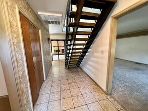 2701 Redbird Ln in Enid, OK - Building Photo - Building Photo