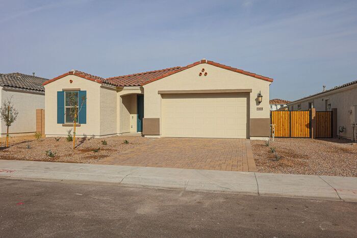 5414 W Rainwater Dr in Phoenix, AZ - Building Photo