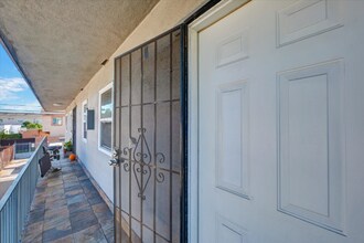 8508 Avalon Blvd in Los Angeles, CA - Building Photo - Building Photo