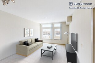 5200 Iron Horse Pkwy in Dublin, CA - Building Photo