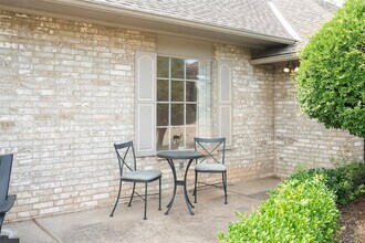 6205 Avalon Ln in Oklahoma City, OK - Building Photo - Building Photo