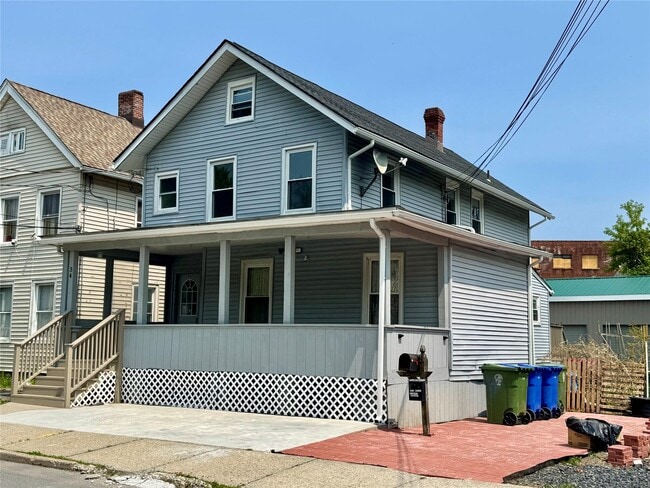 property at 34 Smith St