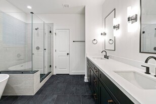 816 Curtin St in Houston, TX - Building Photo