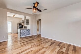 1447 E McKinley St in Phoenix, AZ - Building Photo - Building Photo