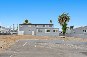 8626 Troy St in Spring Valley, CA - Building Photo - Building Photo