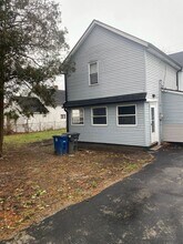 4093 E 66th St in Cleveland, OH - Building Photo - Building Photo