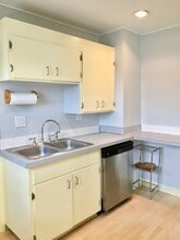 2425 State St in Everett, WA - Building Photo - Building Photo