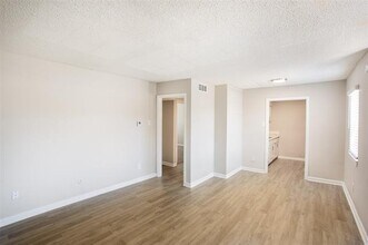 2728 N Buckner Blvd in Dallas, TX - Building Photo - Building Photo