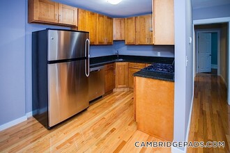 173 Rindge Ave in Cambridge, MA - Building Photo - Building Photo