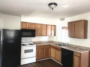 1465 Anniston Dr in Lexington, KY - Building Photo - Building Photo