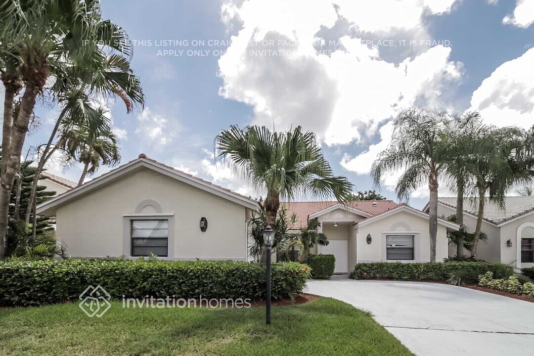 8506 Eagle Run Dr in Boca Raton, FL - Building Photo