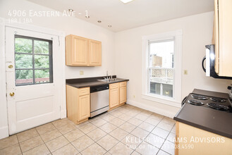 4906 Eastern Ave, Unit 1 in Cincinnati, OH - Building Photo - Building Photo