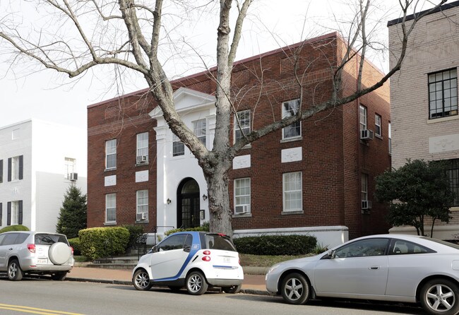 1711 35th St NW in Washington, DC - Building Photo - Building Photo