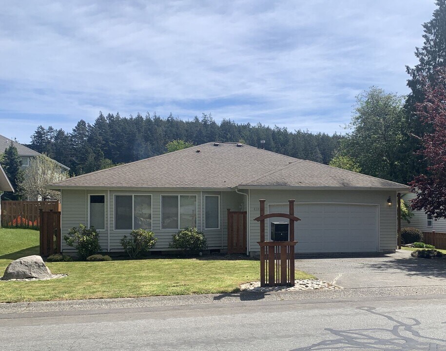 4103 Kingsway in Anacortes, WA - Building Photo