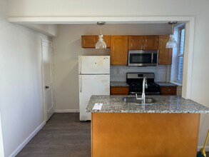 1369 Kennedy St in Philadelphia, PA - Building Photo - Building Photo