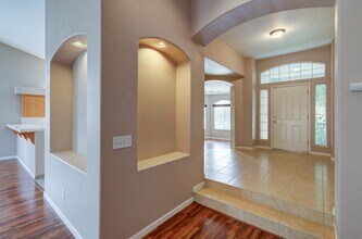 2898 E Pryor Dr in Fresno, CA - Building Photo - Building Photo
