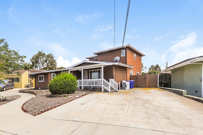4335 Stacy Pl in San Diego, CA - Building Photo - Building Photo