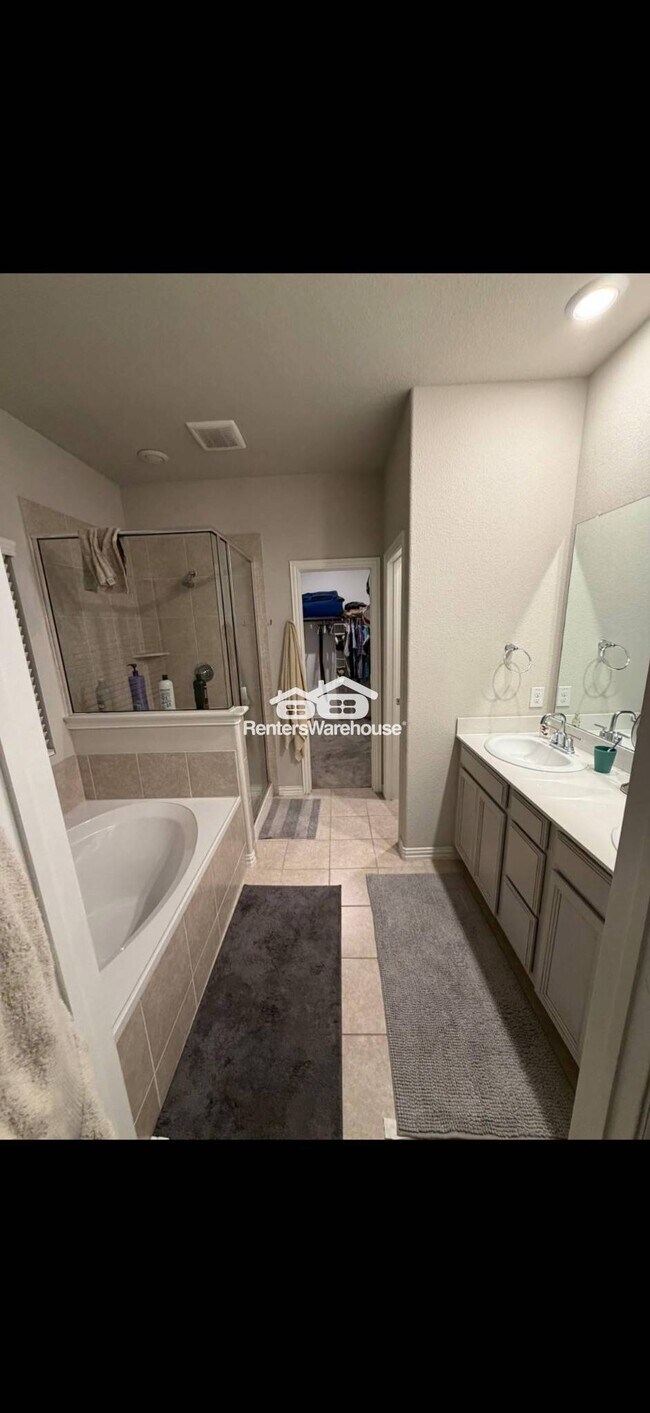 3009 Stallion Trail Way in Aubrey, TX - Building Photo - Building Photo