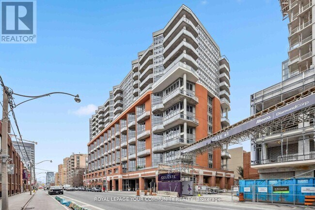 property at 255-1255 Richmond St E