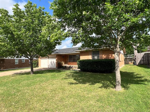 2406 Ridgecrest Dr in Garland, TX - Building Photo - Building Photo