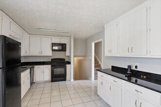 3501 Tarragon Dr in Decatur, GA - Building Photo - Building Photo