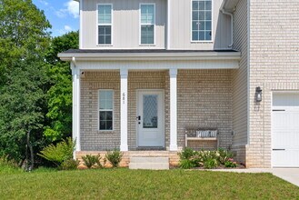 681 Eva Agnes Ave in Clarksville, TN - Building Photo - Building Photo