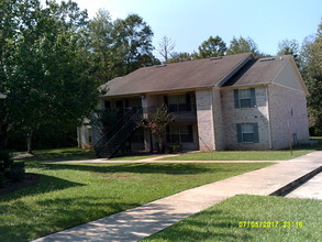 Pebble Creek Apartments in Butler, AL - Building Photo - Building Photo