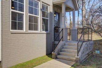 122 Oceola Ave in Nashville, TN - Building Photo - Building Photo
